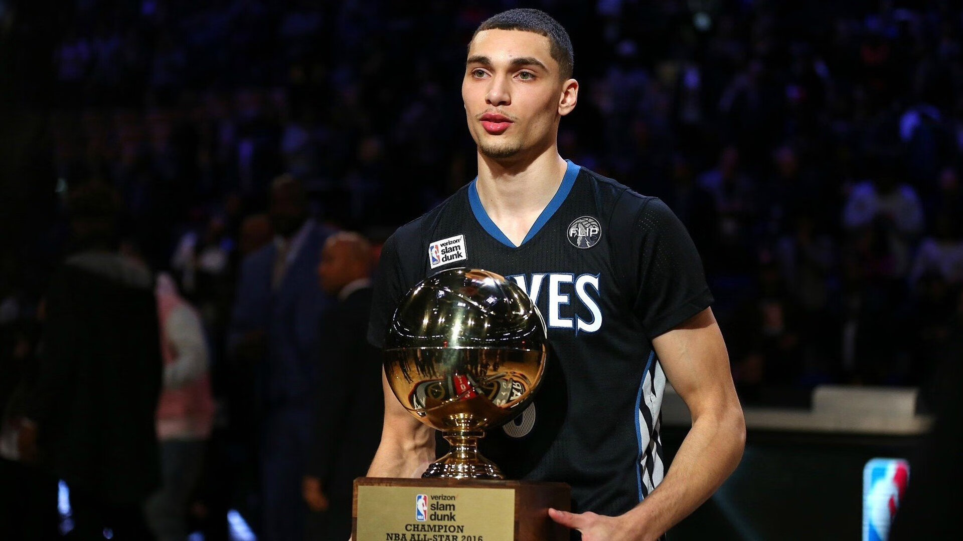 爱游戏体育在线-五大联赛冠军球队是否总是配备一位攻守兼备中场，五大联赛五个冠军背后, 最该被铭记的这5个人